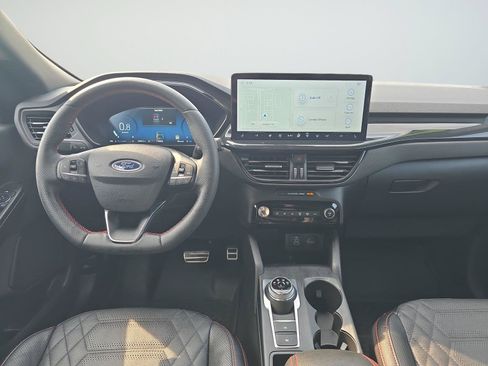 Used 2024 Ford Escape ST-Line Elite w/ Premium Technology Package AWD/4WD image 9
