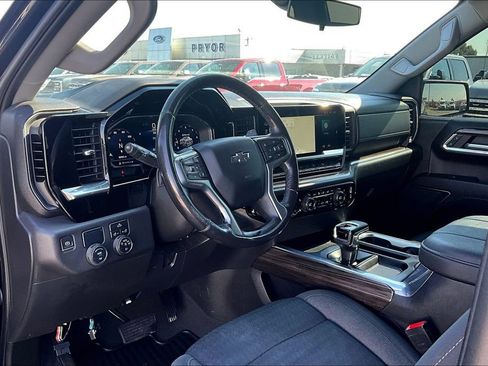 Used 2023 Chevrolet Silverado 1500 RST RWD image 13