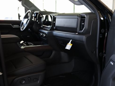 New 2026 GMC Sierra 2500 SLT w/ SLT Premium Package image 33