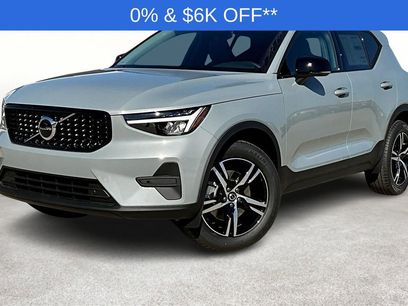 New 2026 Volvo XC40 B4 Core