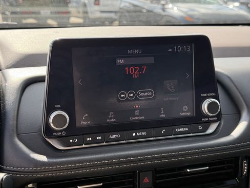 Used 2021 Nissan Rogue SV w/ Premium Package FWD image 20