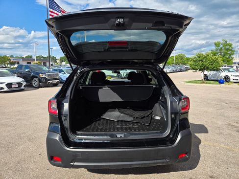 Used 2024 Subaru Outback Premium AWD/4WD image 7