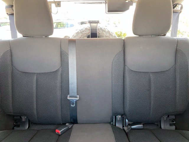 Used 2017 Jeep Wrangler Unlimited Sport AWD/4WD image 11