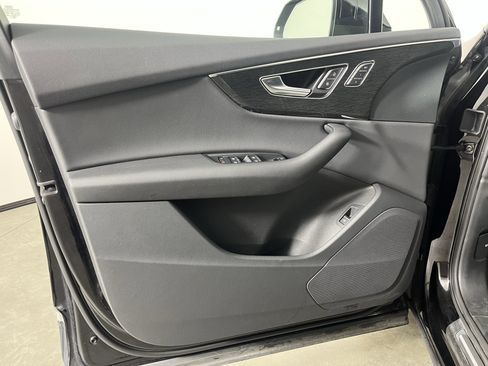 Used 2020 Audi Q7 3.0T Premium image 18