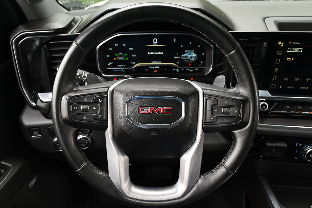 Used 2023 GMC Sierra 1500 SLT w/ SLT Premium Plus Package RWD image 12