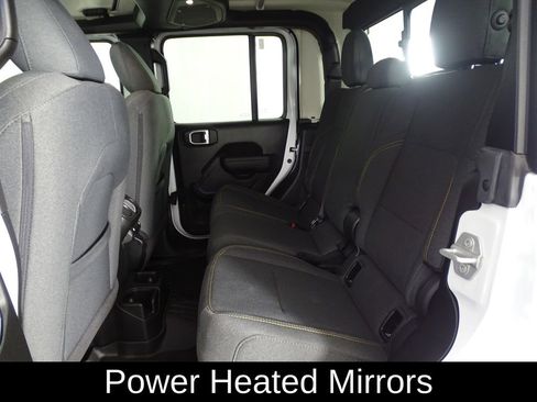 Used 2025 Jeep Gladiator Sport image 11