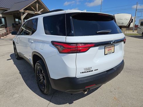 Used 2023 Chevrolet Traverse LT w/ Midnight/Sport Edition AWD/4WD image 5