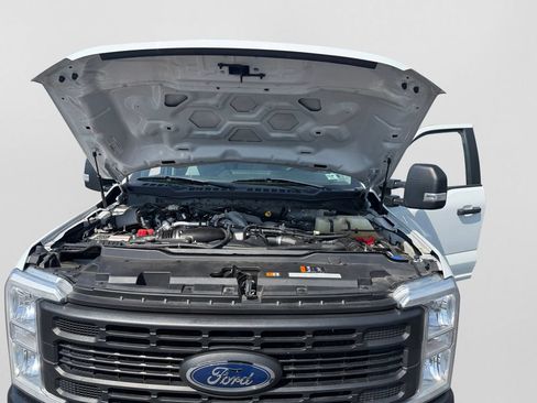 Used 2024 Ford F350 XL AWD/4WD image 27