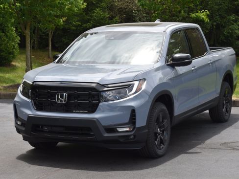 New 2026 Honda Ridgeline Black Edition image 3