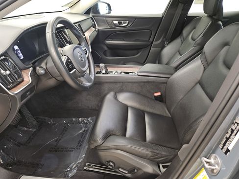 Used 2024 Volvo S60 B5 Ultimate image 8