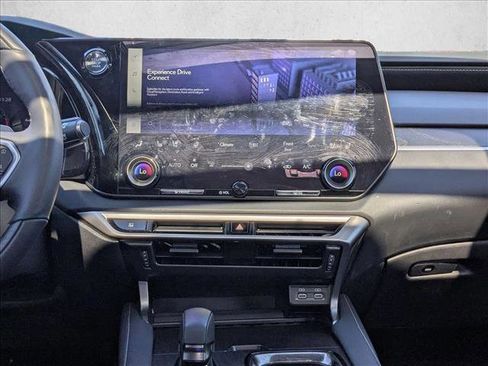 Used 2025 Lexus RX 350 Premium image 14