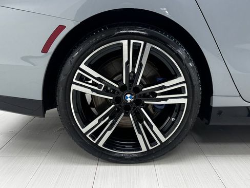 Used 2023 BMW 760i xDrive w/ Executive Package image 50