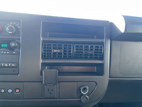 New 2025 Chevrolet Express 3500 w/ Driver Convenience Package image 21