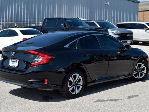 Used 2017 Honda Civic LX image 4
