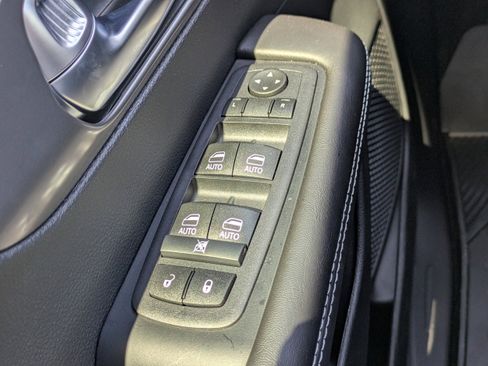 New 2026 Chrysler Pacifica Select FWD image 26
