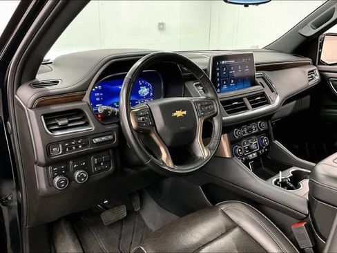 Used 2024 Chevrolet Suburban High Country image 17