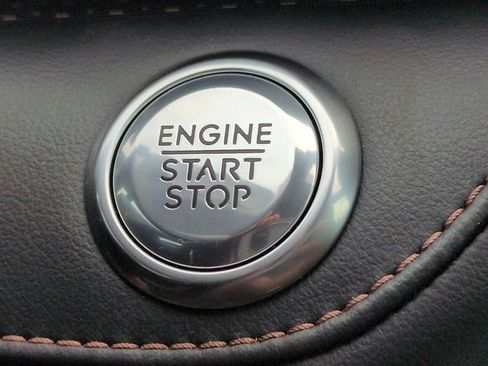 Used 2025 Lincoln Nautilus Premier w/ Jet Appearance Package AWD/4WD image 28