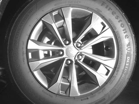 Used 2025 Chevrolet Equinox LT image 12