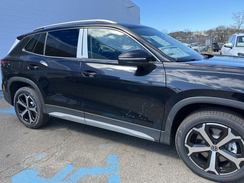 New 2026 Volkswagen Tiguan SE AWD/4WD image 7