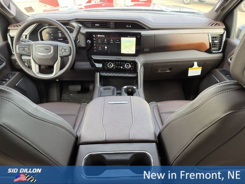 New 2026 GMC Sierra 3500 Denali image 9