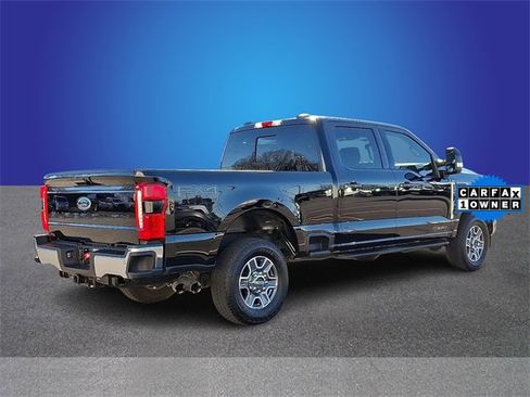 Used 2024 Ford F250 Lariat w/ FX4 Off-Road Package image 4