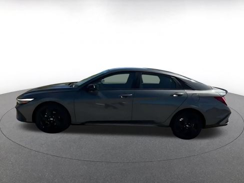 Used 2026 Hyundai Elantra Sport FWD image 8