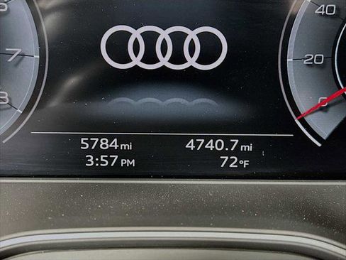 Certified 2025 Audi Q5 2.0T Premium Plus w/ Premium Plus Package image 12