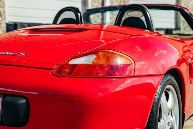 Used 2000 Porsche Boxster S RWD image 65