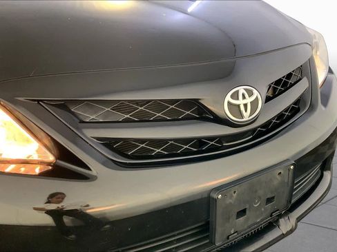 Used 2012 Toyota Corolla LE FWD image 31