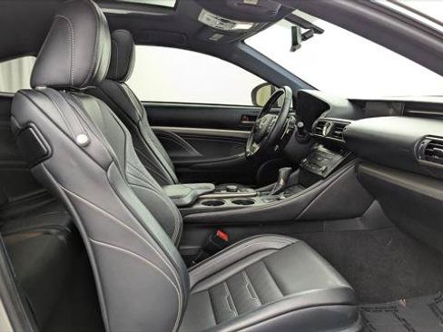 Used 2017 Lexus RC 200t RWD image 18