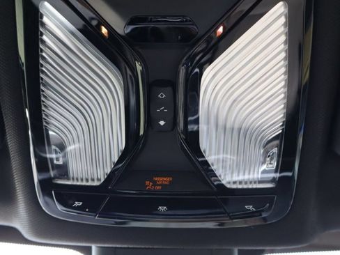 Used 2020 BMW X5 M50i w/ Premium Package AWD/4WD image 29