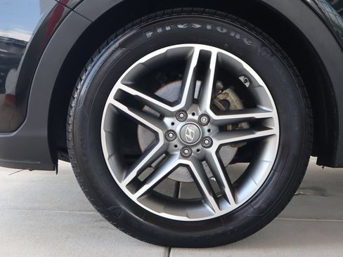 Used 2018 Hyundai Santa Fe Limited AWD/4WD image 5