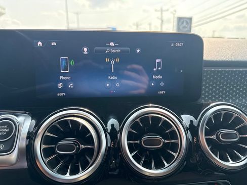 Certified 2025 Mercedes-Benz GLB 250 4MATIC image 9