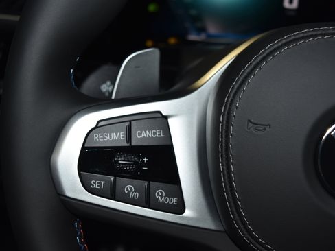 New 2026 BMW X7 M60i image 8