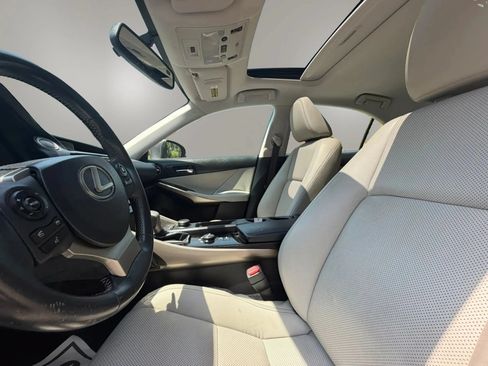 Used 2014 Lexus IS 250 RWD image 14