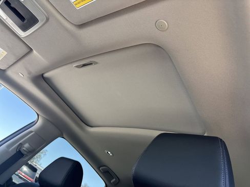 Certified 2024 Honda HR-V EX-L image 16