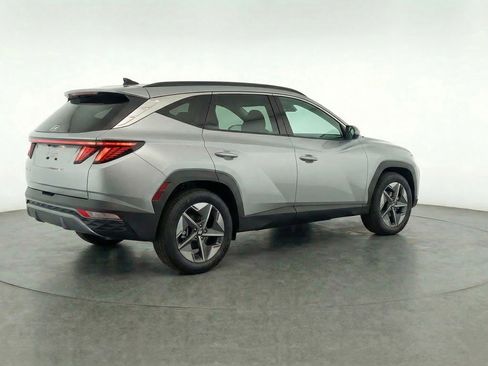 Used 2025 Hyundai Tucson SEL AWD/4WD image 9
