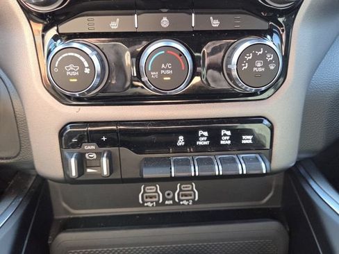 Used 2026 RAM 1500 Big Horn w/ Night Edition AWD/4WD image 19