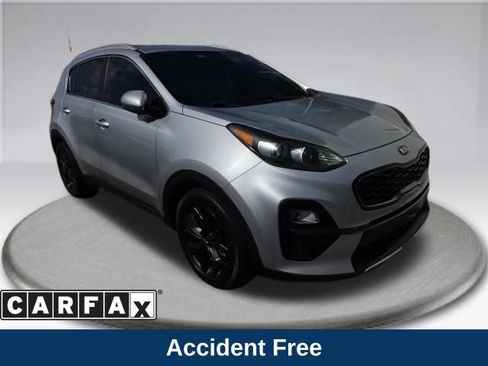 Used 2020 Kia Sportage S FWD image 2
