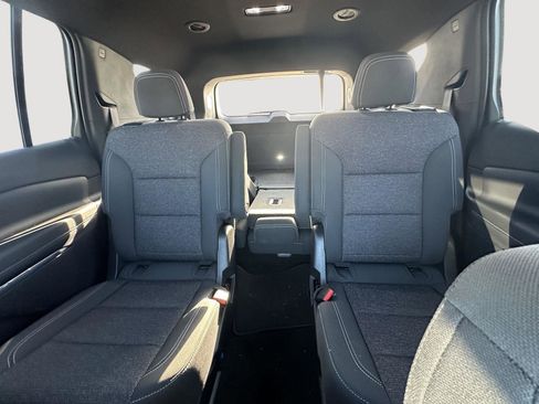 Used 2026 Chevrolet Traverse LT image 58