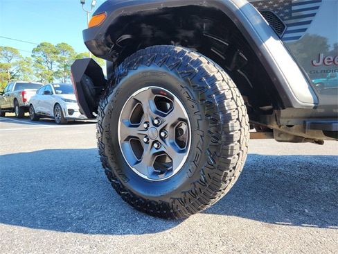 Used 2020 Jeep Gladiator Rubicon w/ Trailer Tow Package image 39