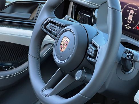 New 2026 Porsche Panamera 4 image 34