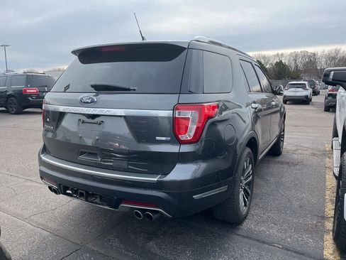 Used 2019 Ford Explorer Platinum image 5