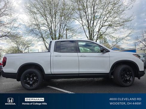 New 2026 Honda Ridgeline Black Edition image 17