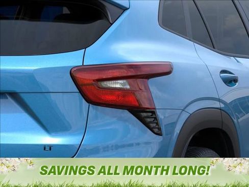 New 2026 Chevrolet Trax LT w/ Driver Confidence Package image 11