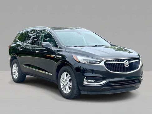 Used 2019 Buick Enclave Essence AWD/4WD image 2
