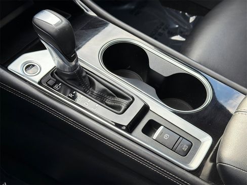 Used 2021 Nissan Altima 2.5 Platinum image 28