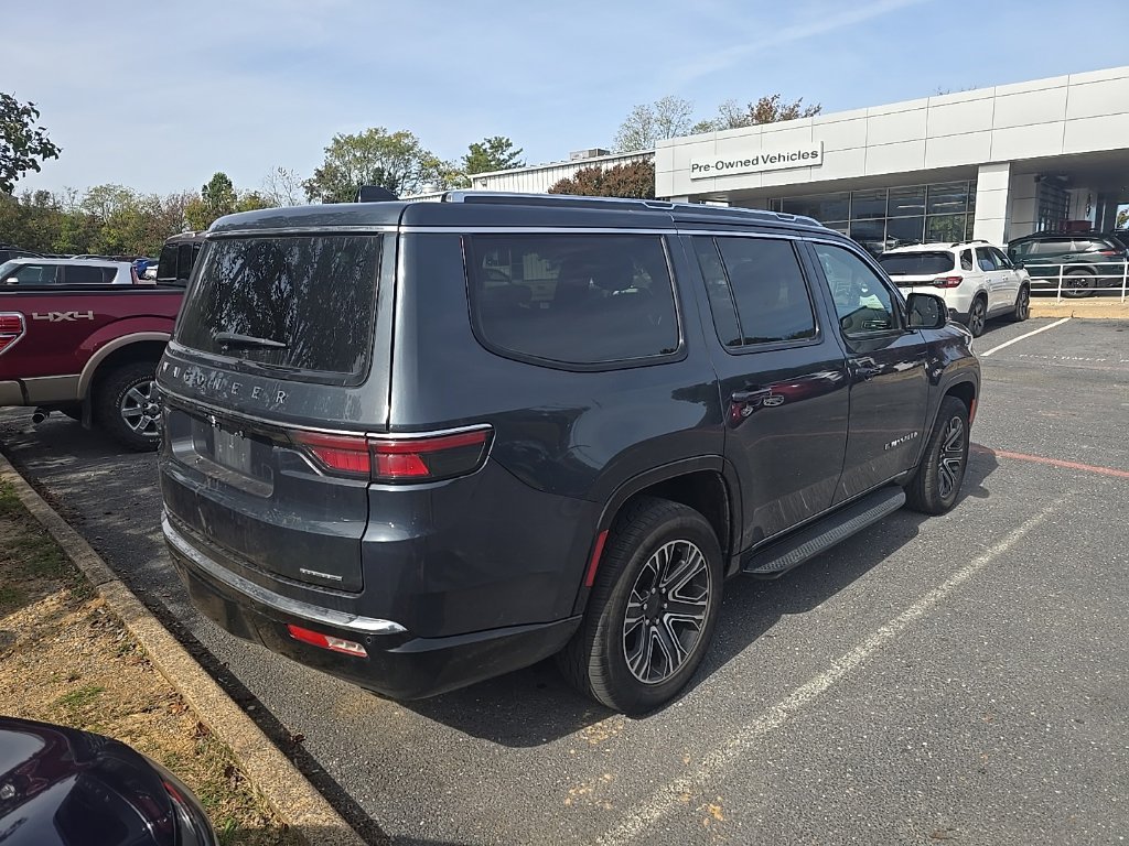 Used 2024 Jeep Wagoneer Series II AWD/4WD image 34