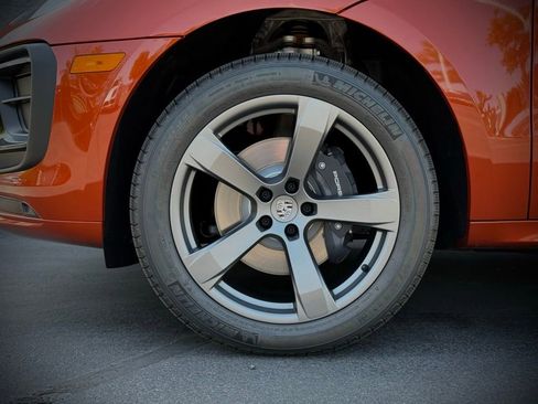 New 2025 Porsche Macan AWD/4WD image 14