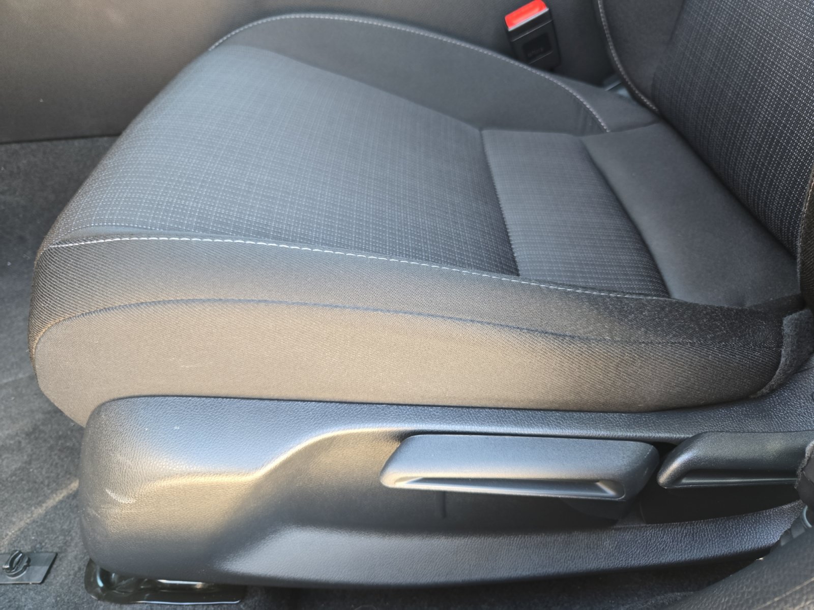 Used 2023 Honda Civic EX image 30